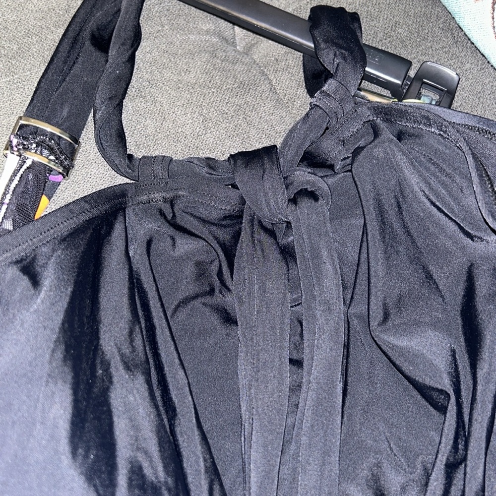 Swimtop with back knotted closure by Cacique - Picture 4 of 6